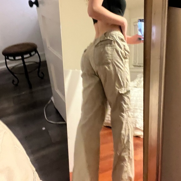 Esprit Y2K Beige Low Rise Cargo Pants - Picture 5 of 5